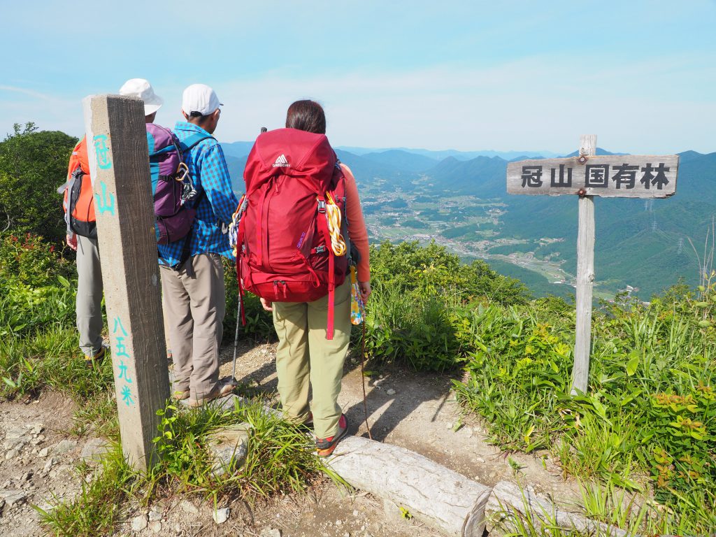 石見冠山(いわみ かんざん)　(係)横山